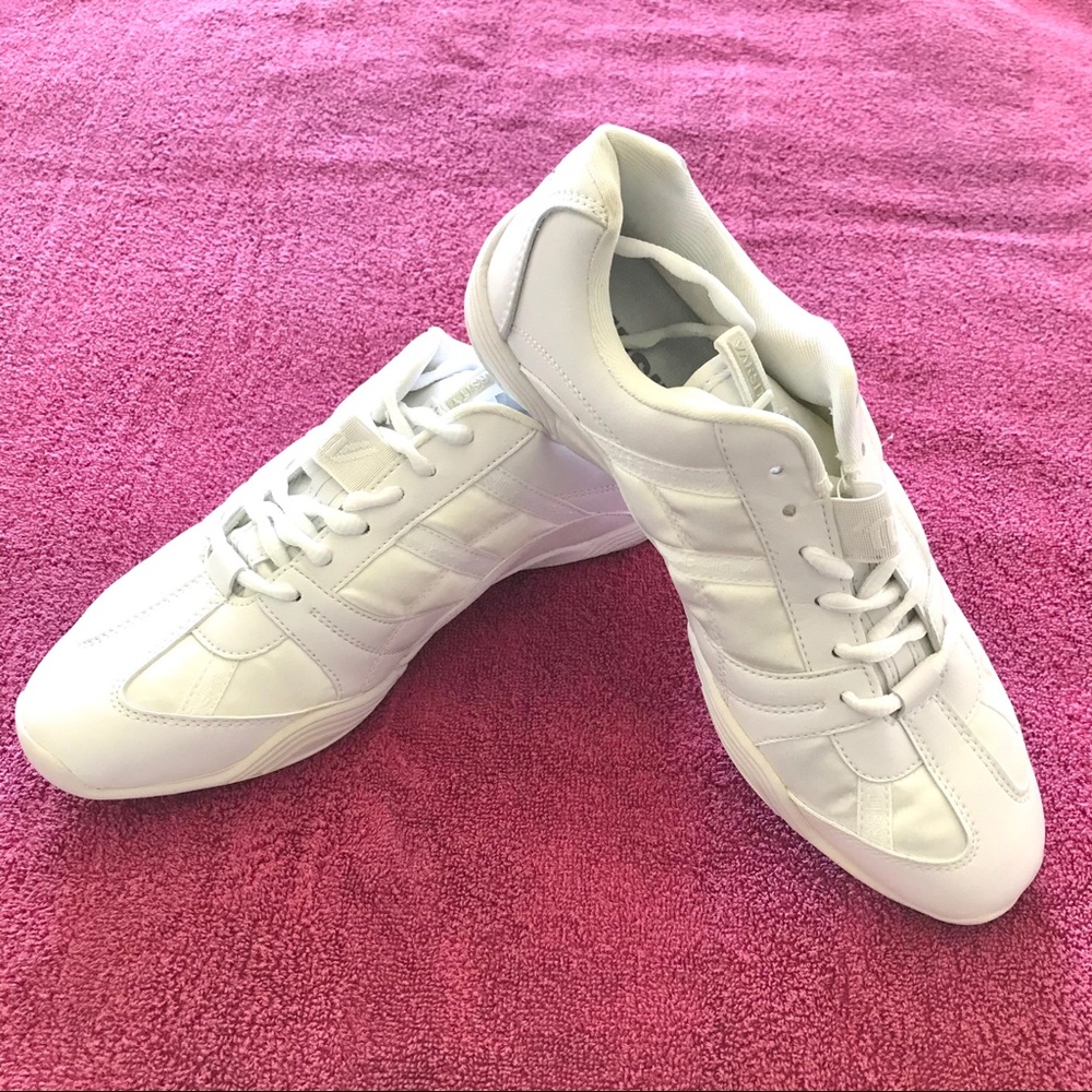 Varsity NWT in box white athletic tennis shoes